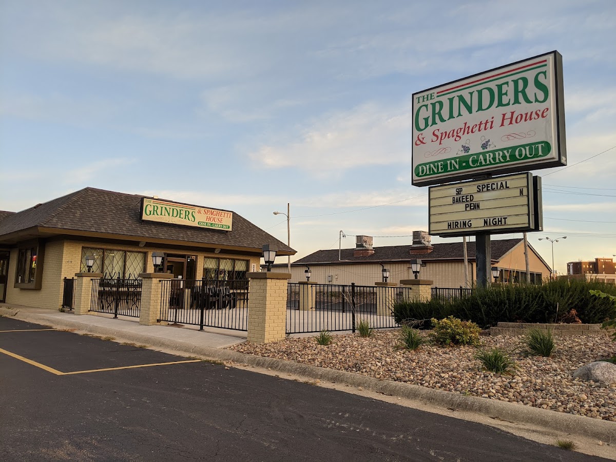 The Grinders & Spaghetti House - Bettendorf